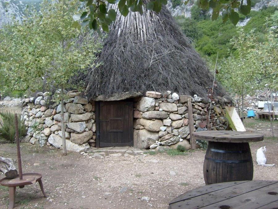 דורגלי B&B Cala Cartoe מראה חיצוני תמונה